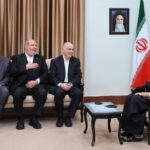 Hamas Leader and Council Members Meet with Revolutionary Leader