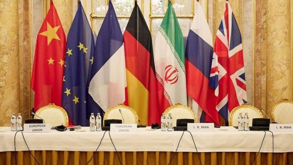 اصالت بی‌فایده بودن هرگونه توافق ضدتحریمی با غرب