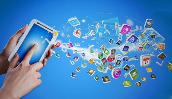 اصالت پرشتاب‌بودن تحول در فضای مجازی نسبت به تبعیضات و نابرابری‌های اجتماع