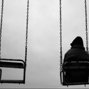 اصالت بازشناسی عمیق و همه‌جانبه بحران تنهایی در حضور جمع