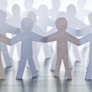 اصالت صیانت از شأن اجتماعی و استقلال هویتی در مواجهه با مناسبات جشنواره‌های سلطه‌محور