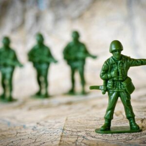 اصالت ضرورت هماهنگی راهبردی میان استراتژی‌های نظامی و سیاسی در جنگ‌ها