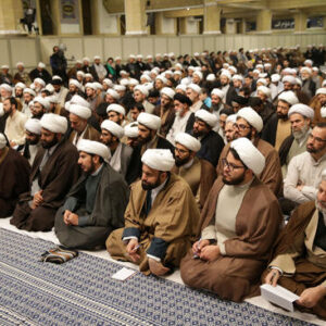 اصالت تواضع واقعی و فروتنی عمیق به عنوان شاخص بزرگی معنوی و رشد اخلاقی مستمر