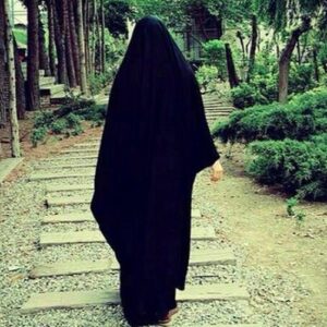 اصالت نمادی از هویّت دینی و ماهیت مقاومت ملی بودن حجاب