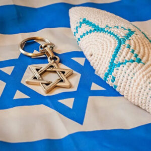 اصالت نفی تحریف معیار نجات و تأکید بر ایمان، عمل صالح و اخلاق جهانی