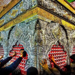 اصالت تقرب الهی در زیارت امام حسین علیه‌السلام و مباهات خداوند به مقام زائران آگاه