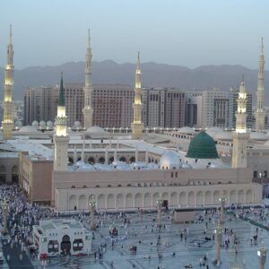 اصالت دروغینبودن ادعای عامه در انتساب قرب مکانی غاصبان خلافت به مشهد شریف پیامبر گرامی اسلام