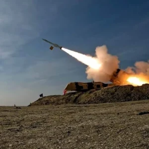 اصالت شناخت مقام حقیقی فرماندة رزمی از طریق رفتار طبیعی، فروتنی و تجربه عملی