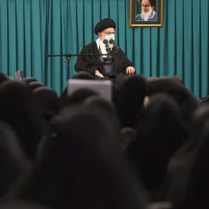 اصالت تأثیر آگاهیبخشی انتقادی در بیدارسازی معرفتی و گرایش و مضوعی جامعة ولائی