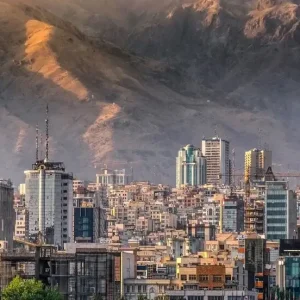 اصالت همزیستی مسالمتآمیز از طریق مواجهه محترمانه با نارضایتیها و نقش ادب در مدیریت تنشهای روزمره شهری