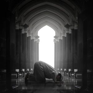 اصالت عدم نزول عذاب الهی به برکت نماز شبخوانان