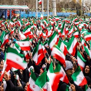 اصالت تلاش دشمن بر زمین گیر کردن نظام ولایی