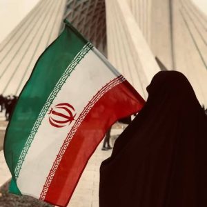 اصالت لزوم بازتعریف هویت زن ولایی ایرانی در فرآیندهای جمعی و تاریخی در لحظات سرنوشت‌ساز با حضور میدانی در تجمعات اجتماعی